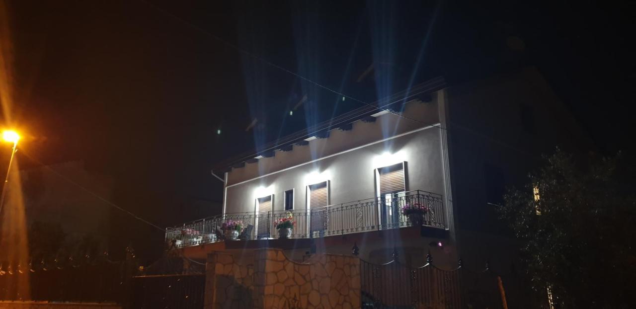 Borgo12 Bed & Breakfast Пимонте Екстериор снимка